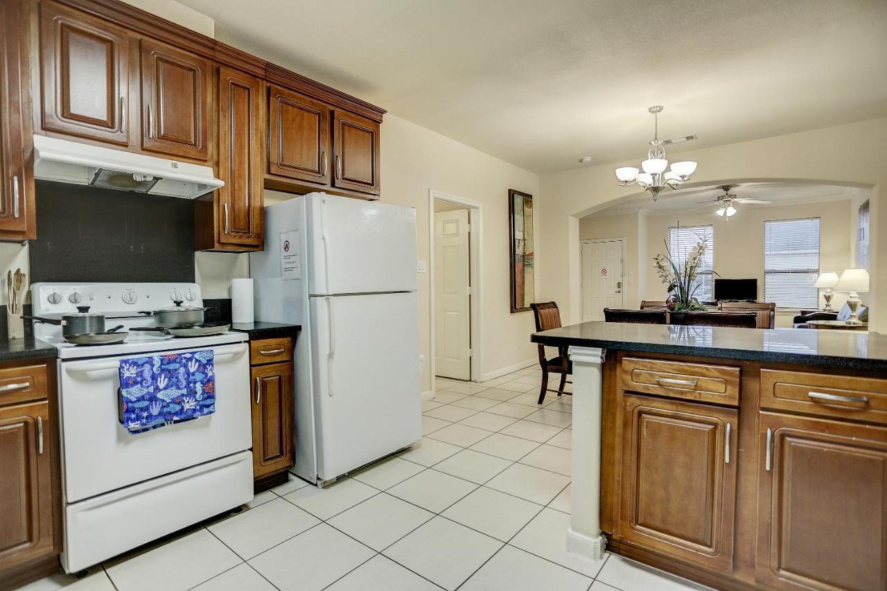 Villa Laverne 3 Bedroom Suite Furnished Condos Houston Eksteriør billede