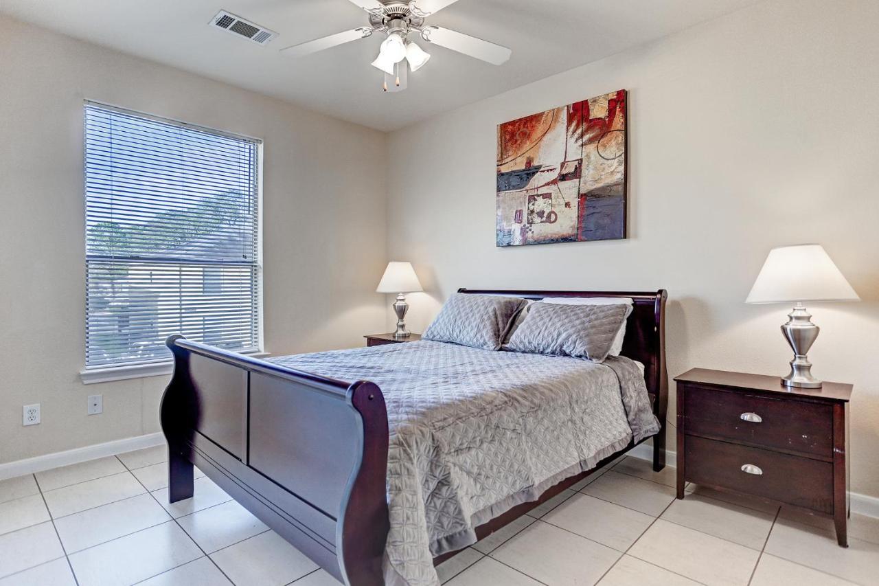 Villa Laverne 3 Bedroom Suite Furnished Condos Houston Eksteriør billede