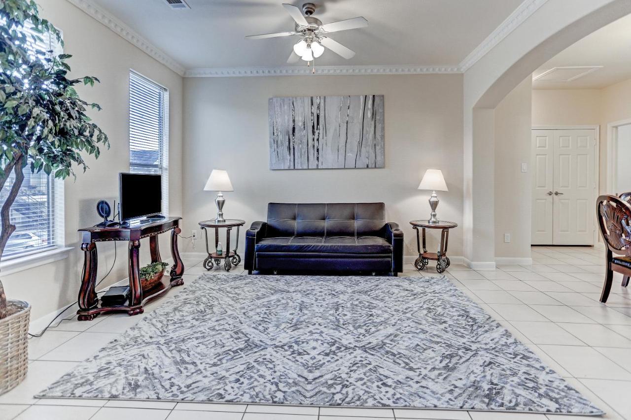 Villa Laverne 3 Bedroom Suite Furnished Condos Houston Eksteriør billede